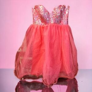 Masquerade - SZ 7/8 Pink/Silver Strapless Short Sequined Tulle Dress